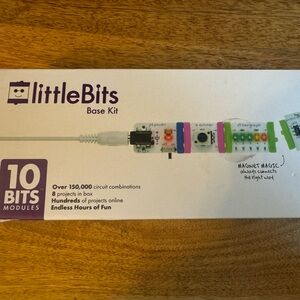 Little Bits Base Kit